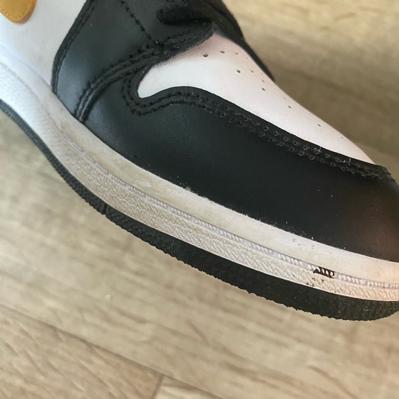 Air Jordan 1 Mid’s 3Y / 5W - Picture 13 of 13